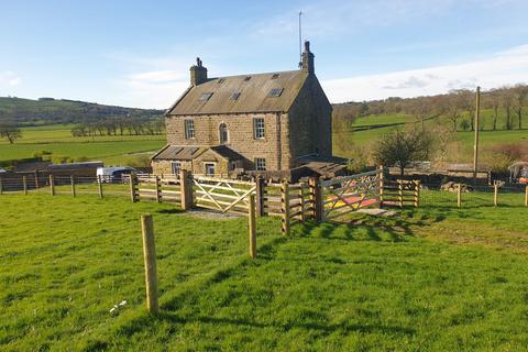 Bashfield Farmhouse Kelbrook Road, Salterforth, Barnoldswick, BB18 5TG