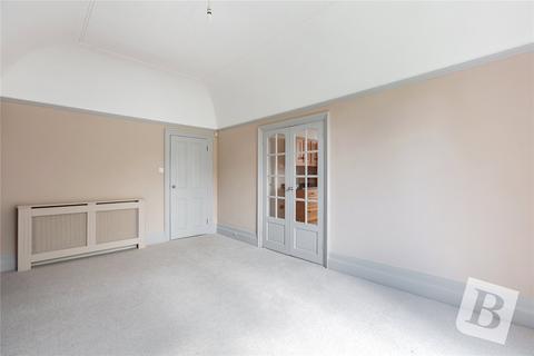 30b Clarence Place, Gravesend, DA12 1LB