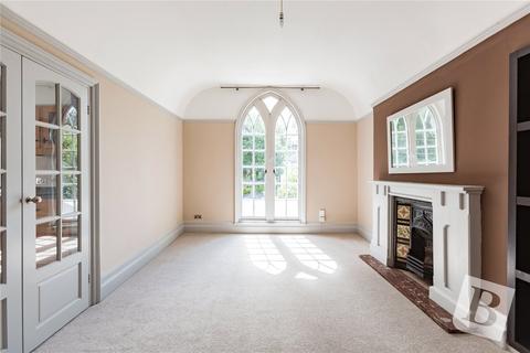 30b Clarence Place, Gravesend, DA12 1LB