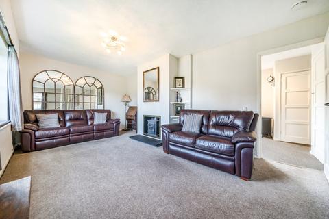 74 Aarons Hill, Godalming, GU7 2LJ