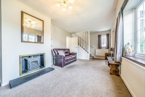 74 Aarons Hill, Godalming, GU7 2LJ