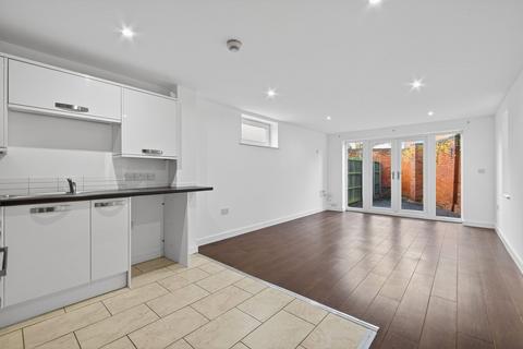 2 bedroom ground floor flat for sale, Heygate Street, Market Harborough LE16