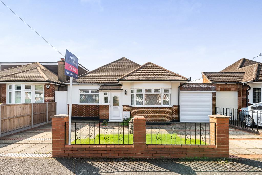 Herlwyn Avenue, Ruislip, Middlesex 2 bed bungalow for sale £675,000