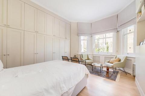 3 bedroom flat to rent, Tregunter Road, London, SW10