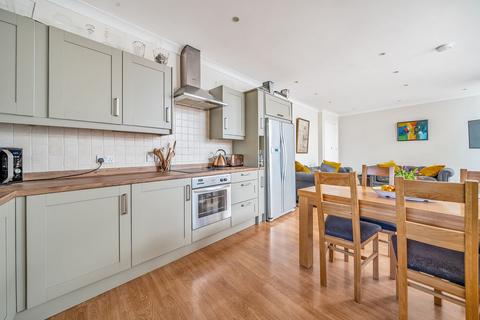 2 bedroom apartment for sale, Duck Lane, Green Court Duck Lane, GU29