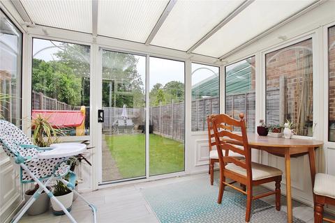 3 bedroom terraced house for sale, Lansdown Close, Surrey GU21