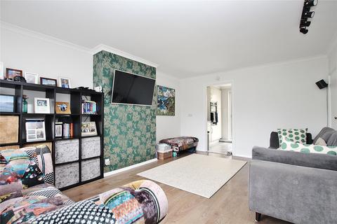 3 bedroom terraced house for sale, Lansdown Close, Surrey GU21