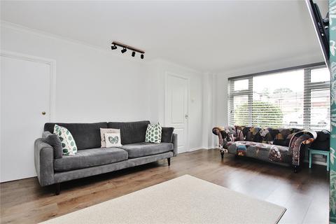 3 bedroom terraced house for sale, Lansdown Close, Surrey GU21