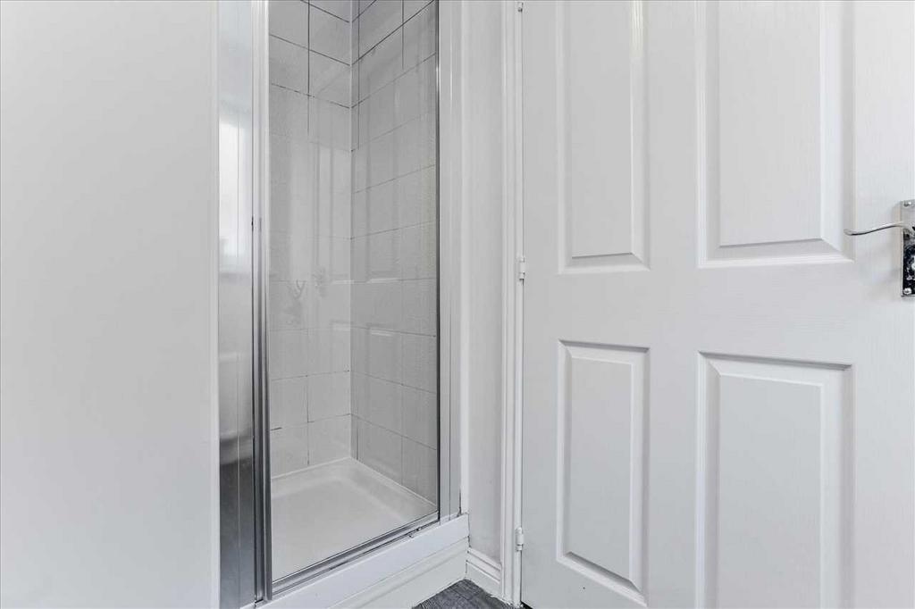 En-Suite (2)
