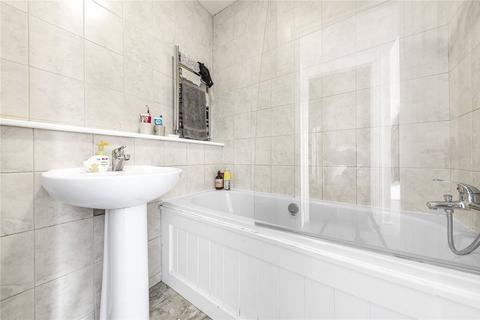 321 Southborough Lane, Bromley, BR2 8BG