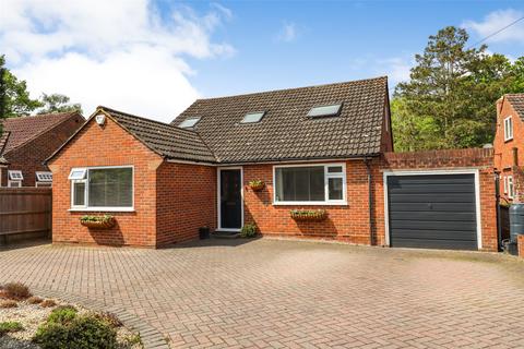 4 bedroom bungalow for sale, Fleet, Hampshire GU52