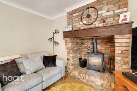 1 Arthur Road, Biggin Hill, Westerham, TN16 3DD