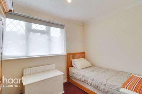 1 Arthur Road, Biggin Hill, Westerham, TN16 3DD