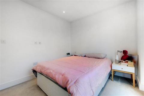 1 bedroom apartment for sale, Gaumont Place, Streatham Hill, SW2