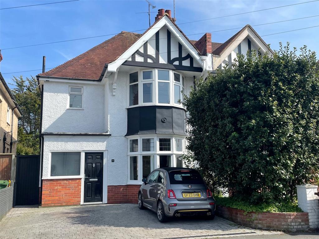 St Philips Avenue, Roselands... 3 bed semidetached house for sale £