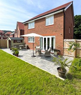 4 bedroom detached house for sale, Yr Helyg, Colwyn Bay, Conwy, LL29