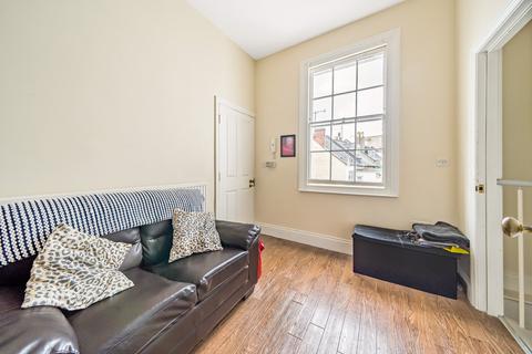 undefined, Wellington Street, Gloucestershire GL50