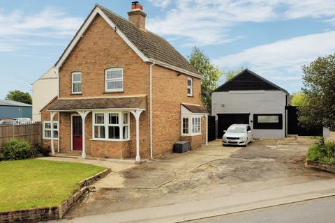 3 bedroom detached house for sale, Station Road, Sible Hedingham CO9