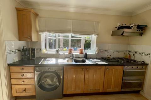 9 Barton Green, Trull, Taunton, TA3 7NA