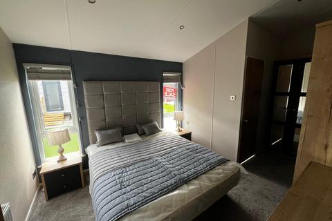2 bedroom lodge for sale, Routh Beverley