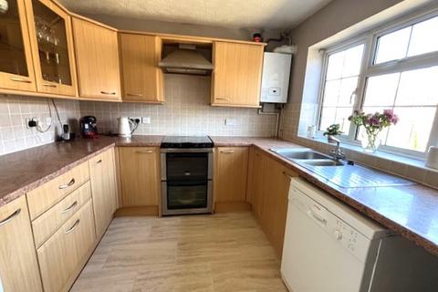9 Acorn Close, Selsey, Chichester, PO20 9HL