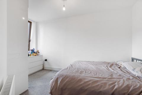 2 bedroom apartment to rent, 33-35 Eleanor Cross Road, Waltham Cross EN8