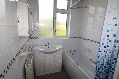 32 Beech Avenue, Upminster, RM14 2HN