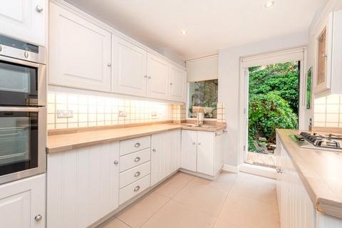 2 bedroom apartment to rent, Addison Road, Holland Park, London, W14