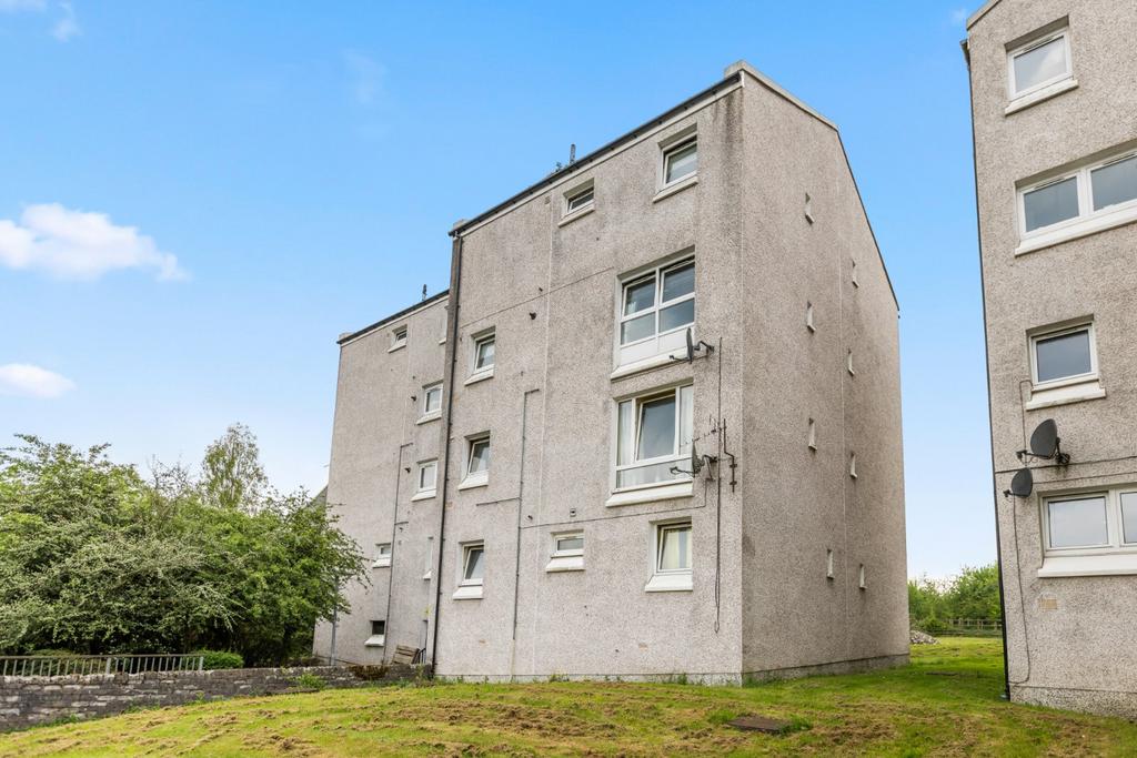 The Auld Road, Cumbernauld G67 2 bed flat for sale £55,000