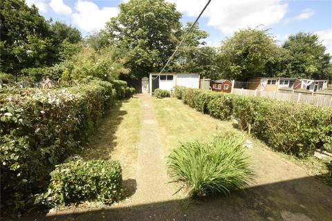 2 bedroom terraced house for sale, Fairlop Gardens, Basildon, Essex, SS14