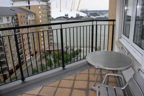 2 bedroom flat to rent, Newport Avenue, E14