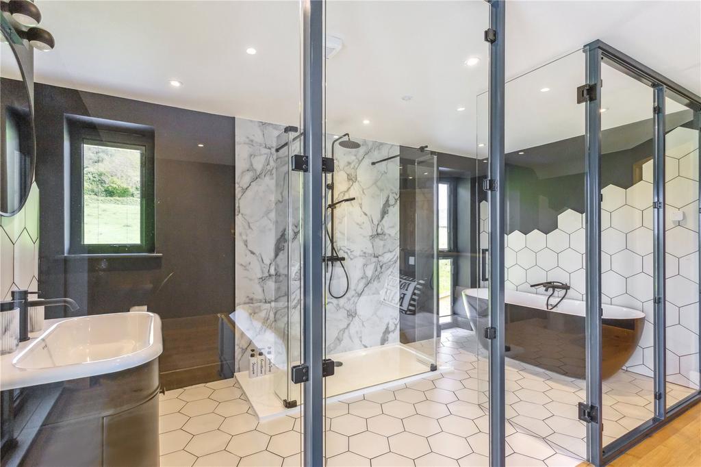 Ensuite Bathroom