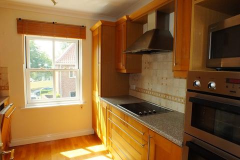 2 bedroom apartment to rent, Avenue Road, Wymondham, Norfolk, NR18