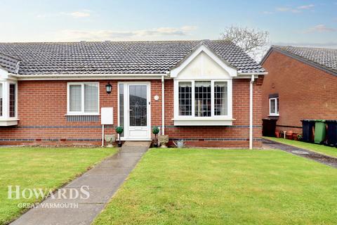 2 bedroom terraced bungalow for sale, Dunkerley Court, Stalham