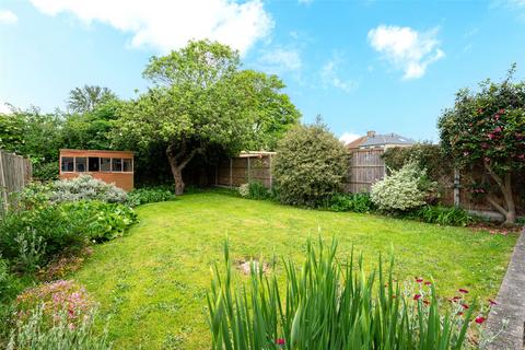 96 Axminster Crescent, Welling, DA16 1HF