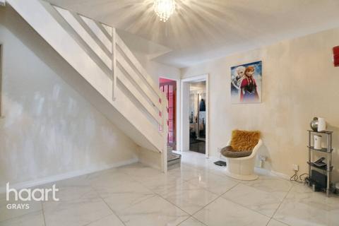 2 Erith Court, Purfleet-on-thames, RM19 1GH