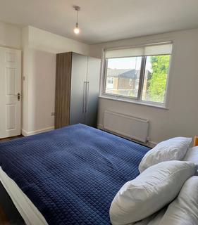 1 bedroom flat to rent, Old Brompton Road, London, SW5