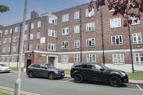 2 bedroom terraced house for sale, Greenleaf Close, Tulse Hill, London SW2