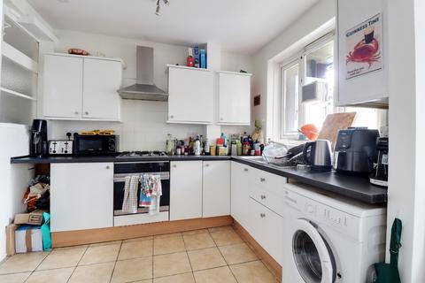 2 bedroom terraced house for sale, Greenleaf Close, Tulse Hill, London SW2