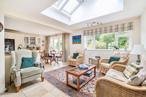 8 Lynch Close, Winchester, SO22 6DG