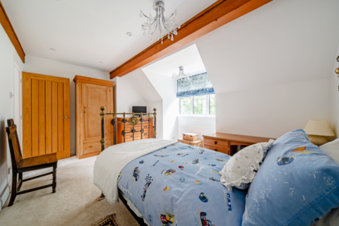 Broadoak Cottage Bonsey Lane, Woking, GU22 9PP