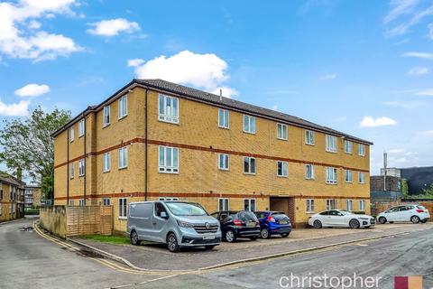 2 bedroom apartment for sale, Round House Court, Hobbs Close, Cheshunt, Waltham Cross, Hertfordshire, EN8 0BU