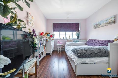 4 High View Road, Guildford, GU2 7RS