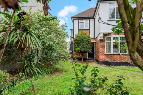 2 bedroom maisonette for sale, London Road, Sutton SM3