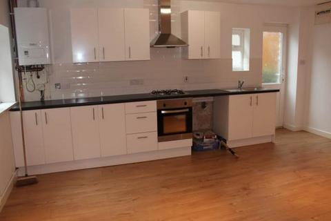 2 bedroom flat to rent, Locking Road, Weston-super-Mare, North Somerset