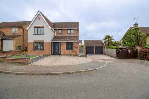 7 Bodicoat Close, Whetstone, Leicester, LE8 6ZN