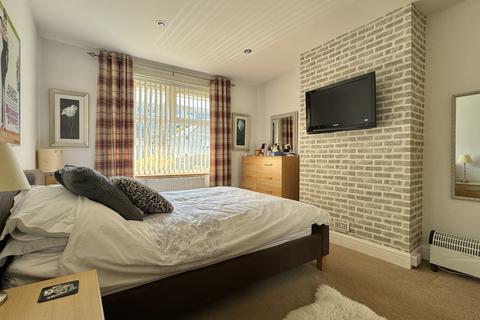 2 bedroom semi-detached bungalow for sale, Edenvale Road, Paignton