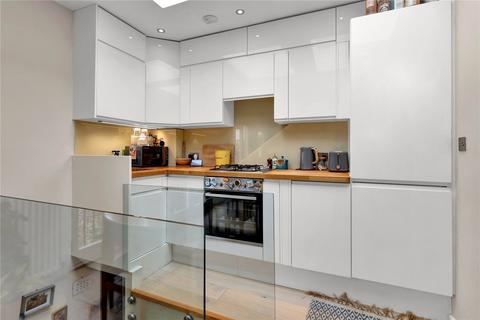 2 bedroom apartment to rent, Brouncker Road, London, W3