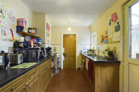 3 bedroom end of terrace house for sale, Hanman Road, Gloucester, Gloucestershire, GL1