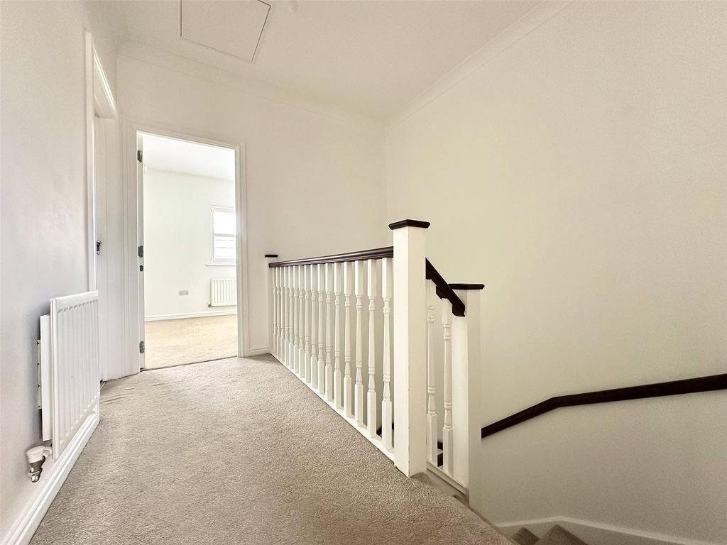 2nd Floor Landing